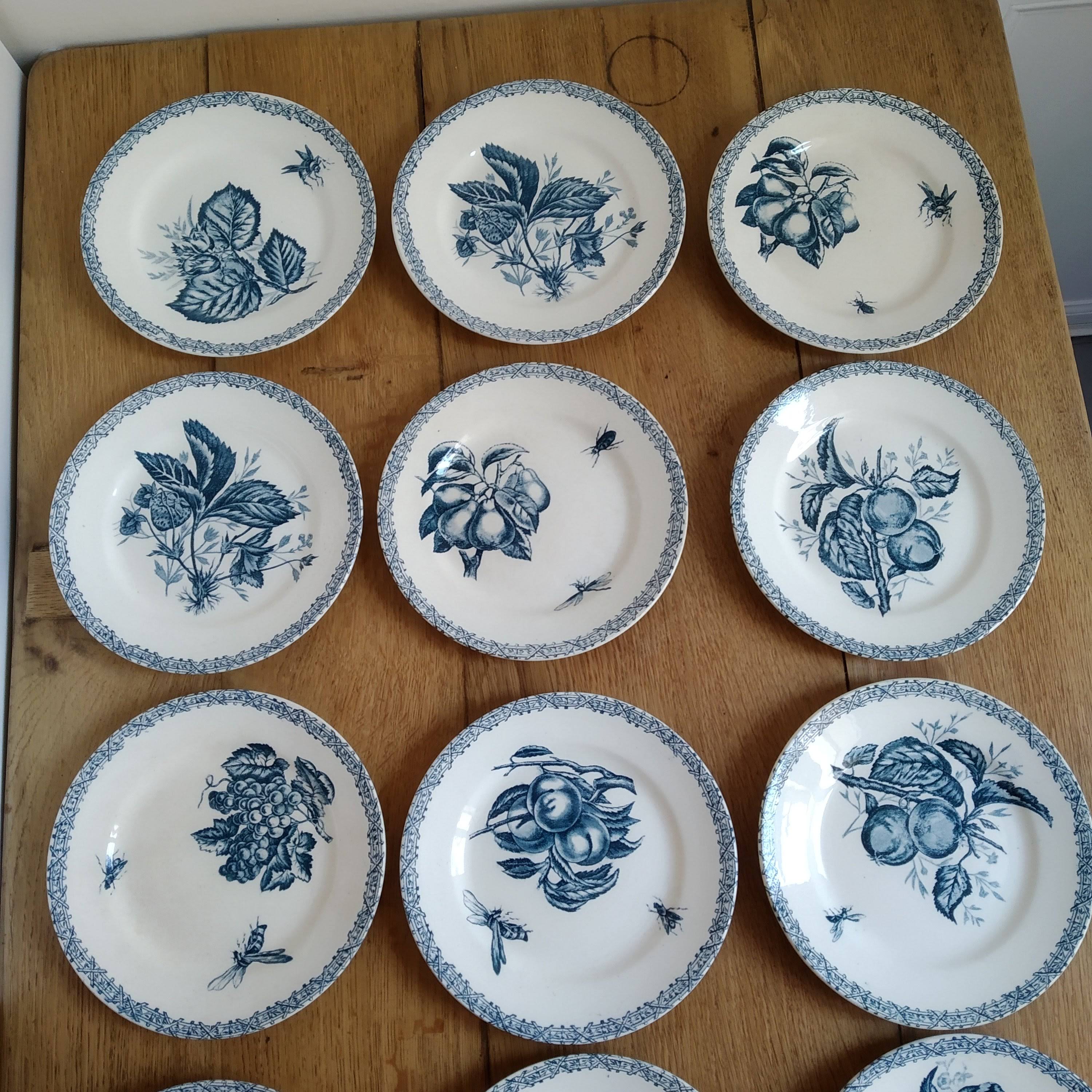 15 choisy the King dessert plates