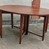 Vintage flap table