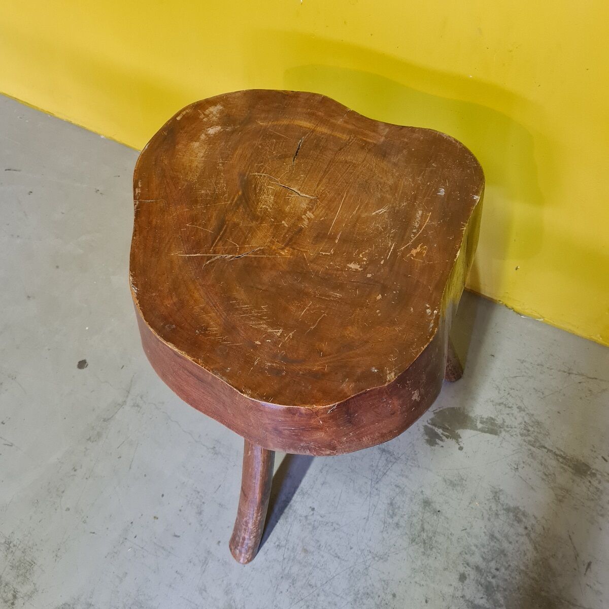 Vintage french tree trunk sidetable from the 1970s