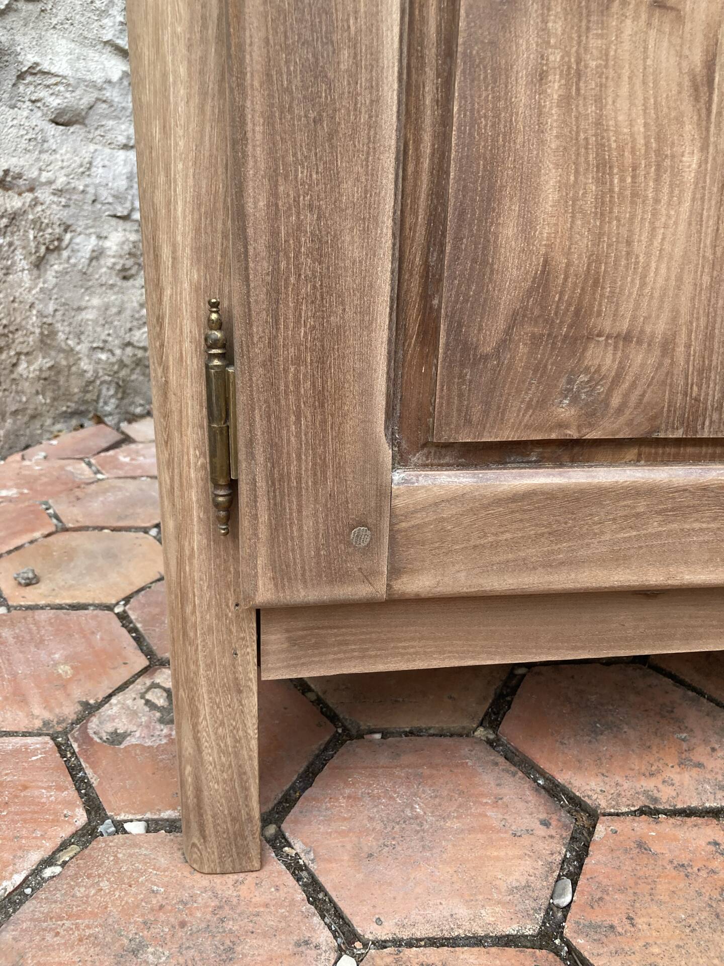 Petit buffet ancien en bois 