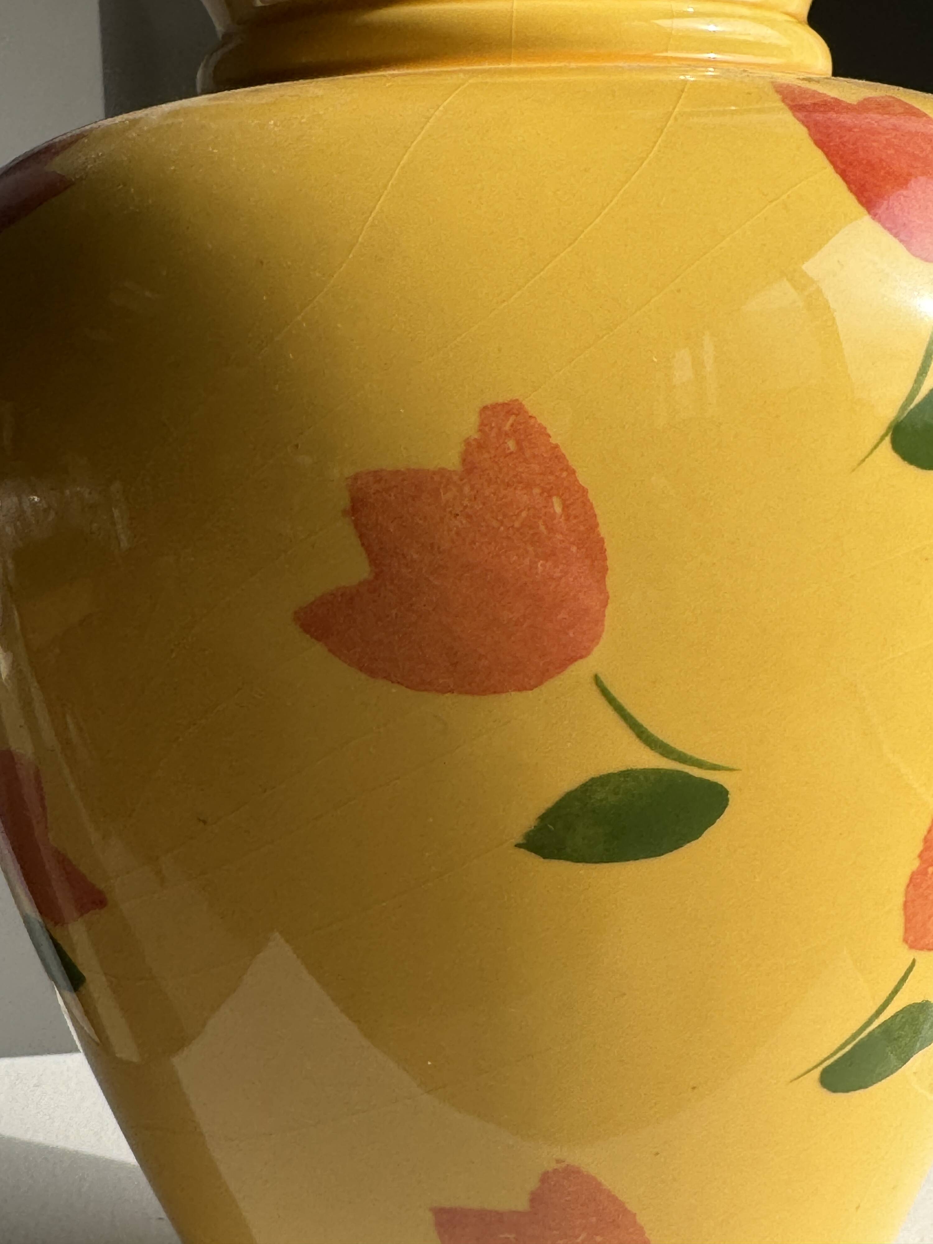 Large yellow lamp base with orange tulip shades, H46 D24