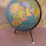 Globe terrestre vintage