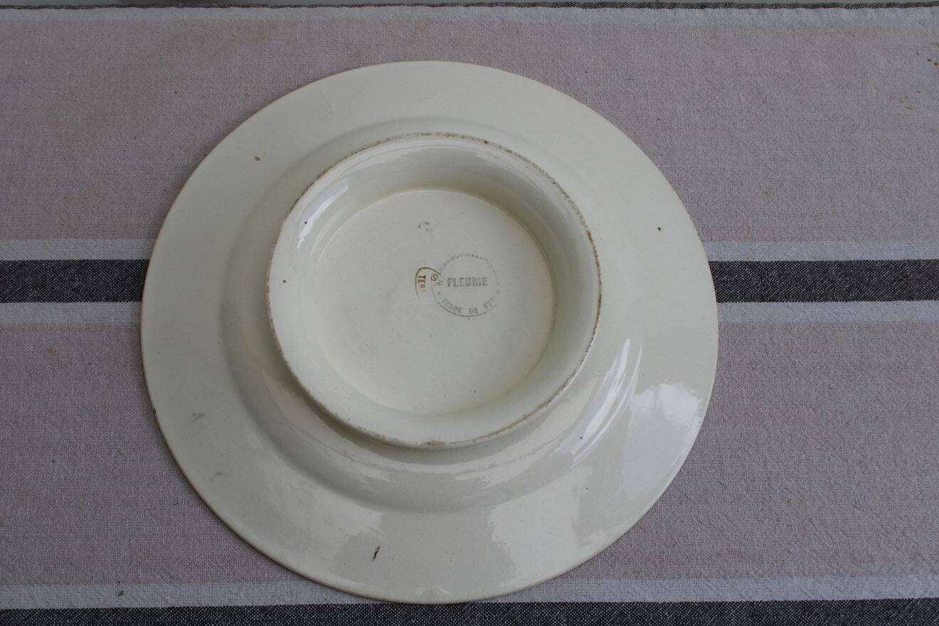 Coupe sur pied en faïence Terre de fer
