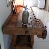 Carpenter's workbench