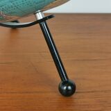 Tripod tarid globe