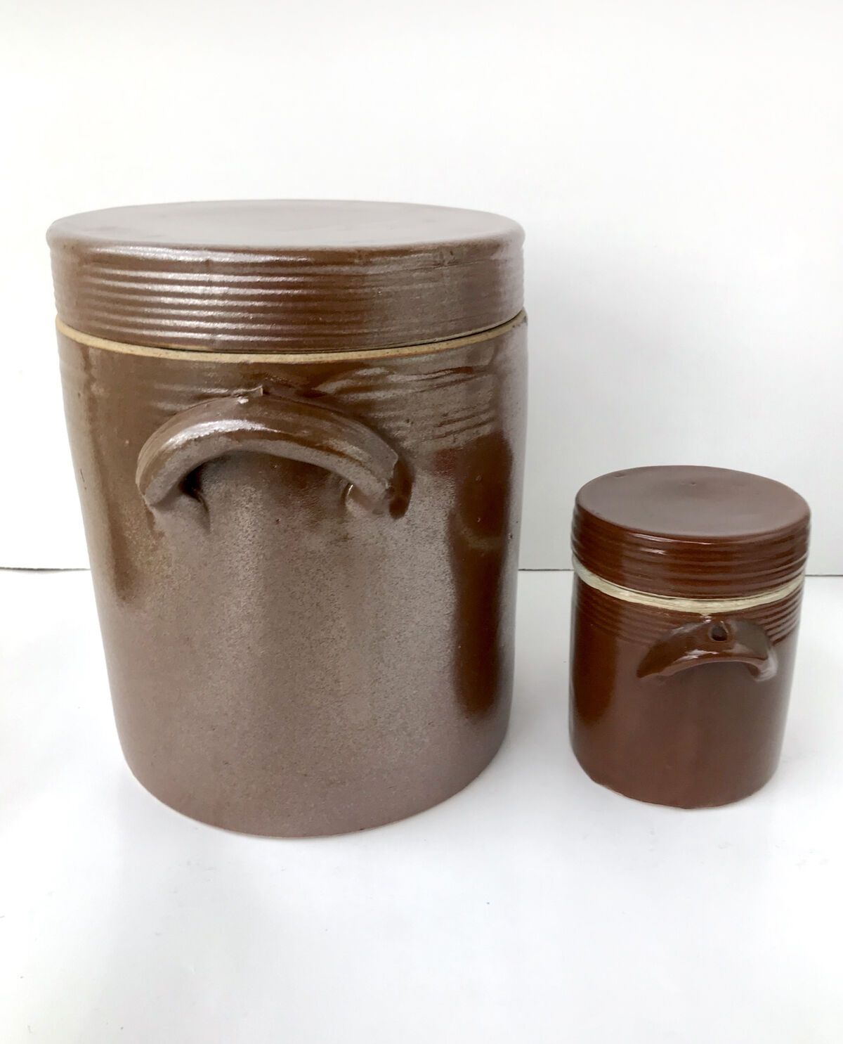 Lot of 2 old sandstone pots