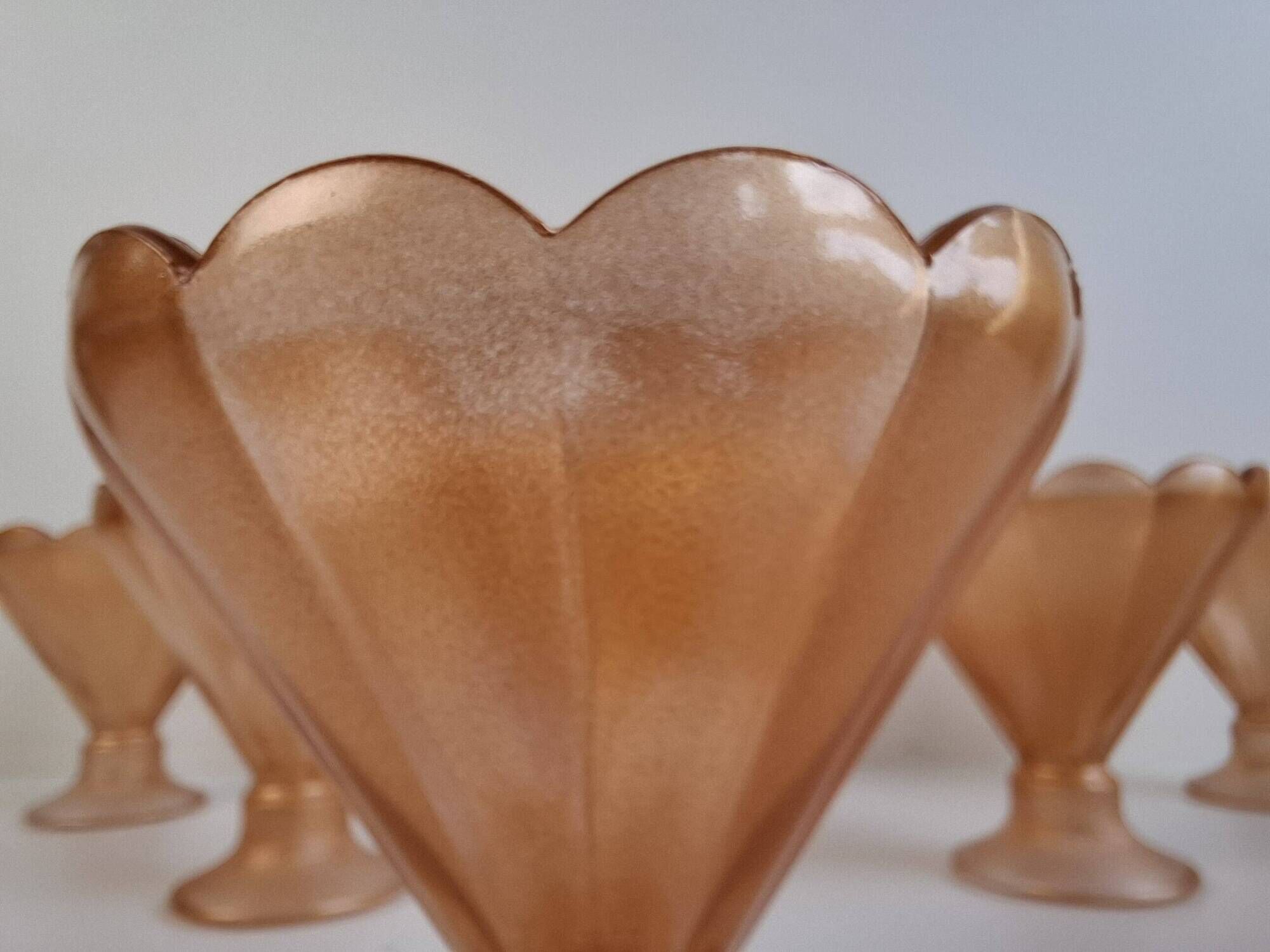 Set of 6 Art Deco Pink Rosaline Glass Dessert Bowls, Czechoslovakia, 1930s