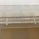 Molded glass ring sizer pocket with geometric patterns