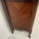 Commode de style Transition en acajou et bois de rose, XX siècle