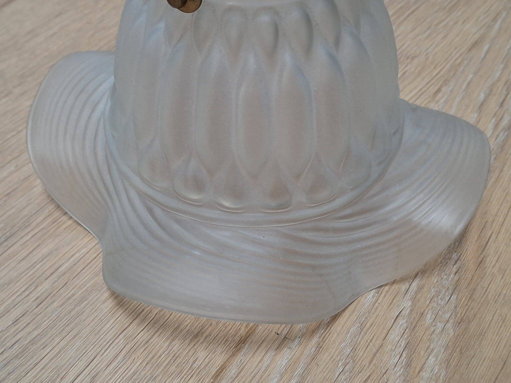 Abat-jour tulipe verre dépoli et laiton 50s