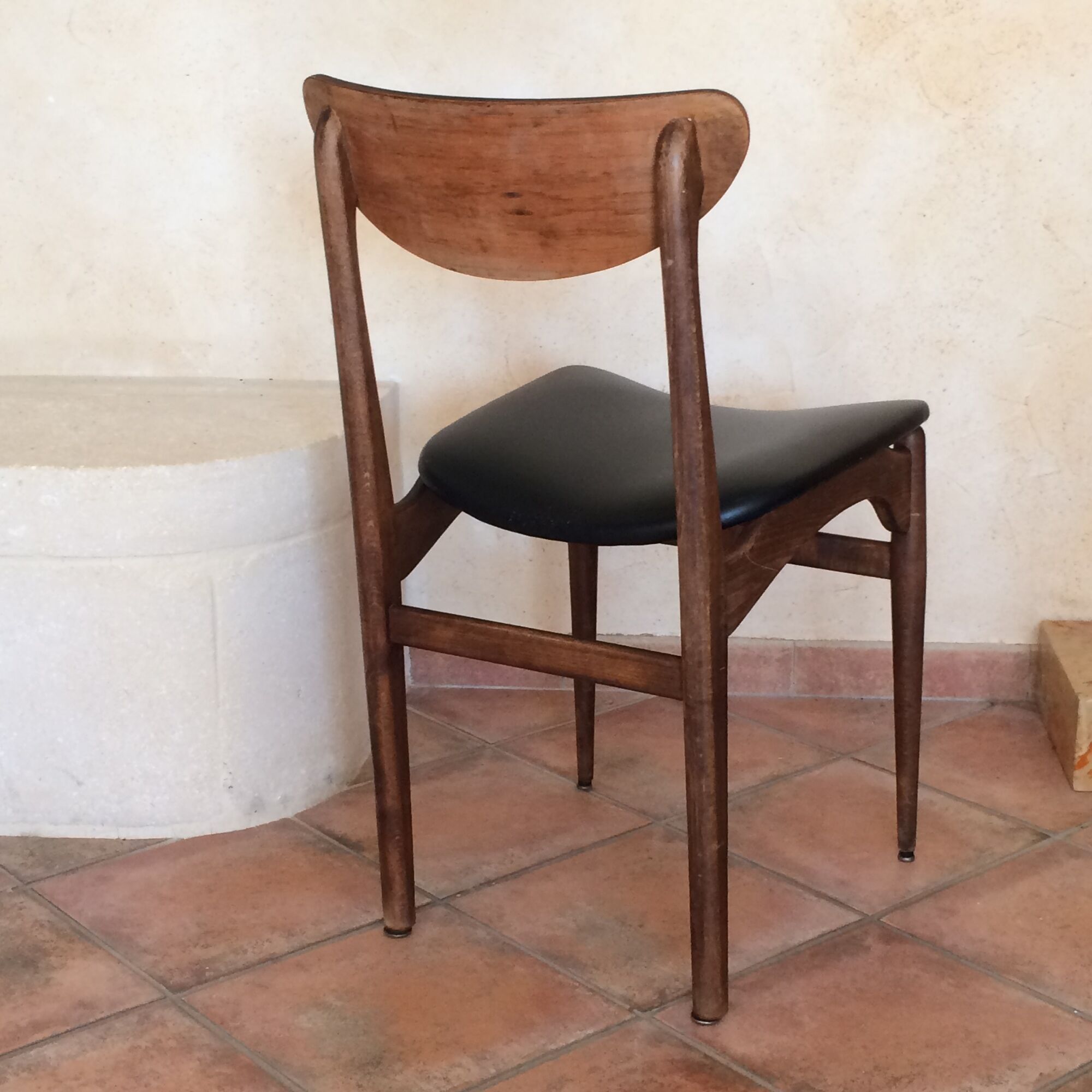 Set of 4 scandinavian chairs  1960