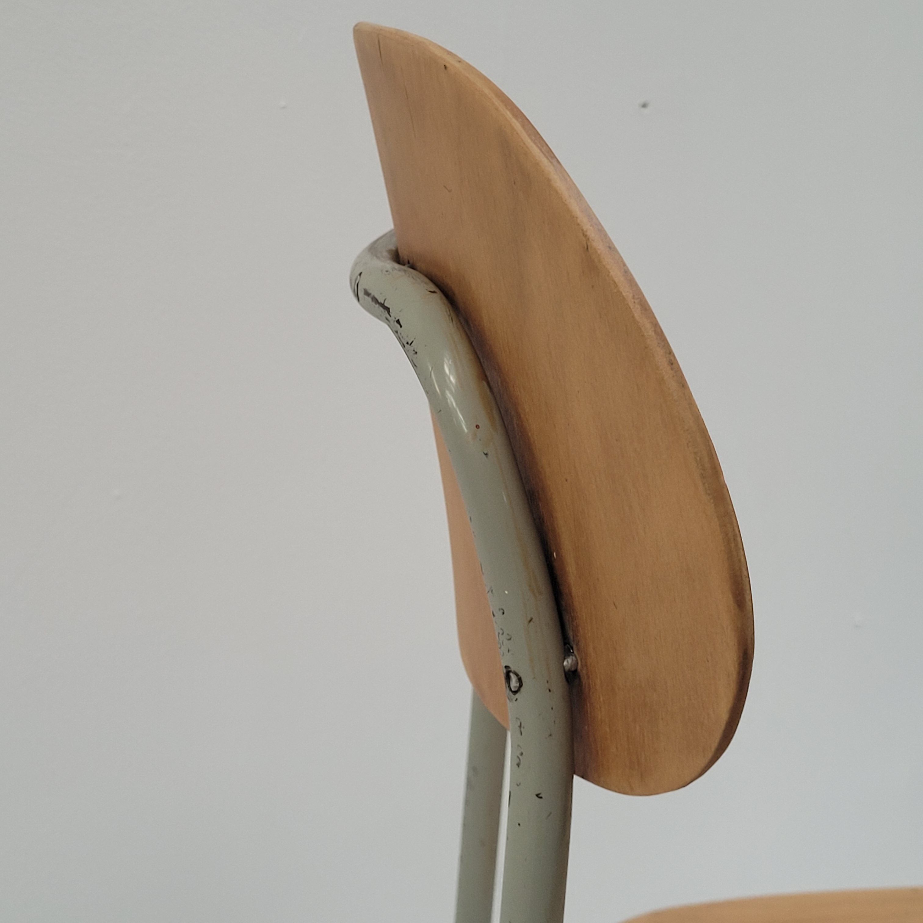 Chaise écolier tchèque