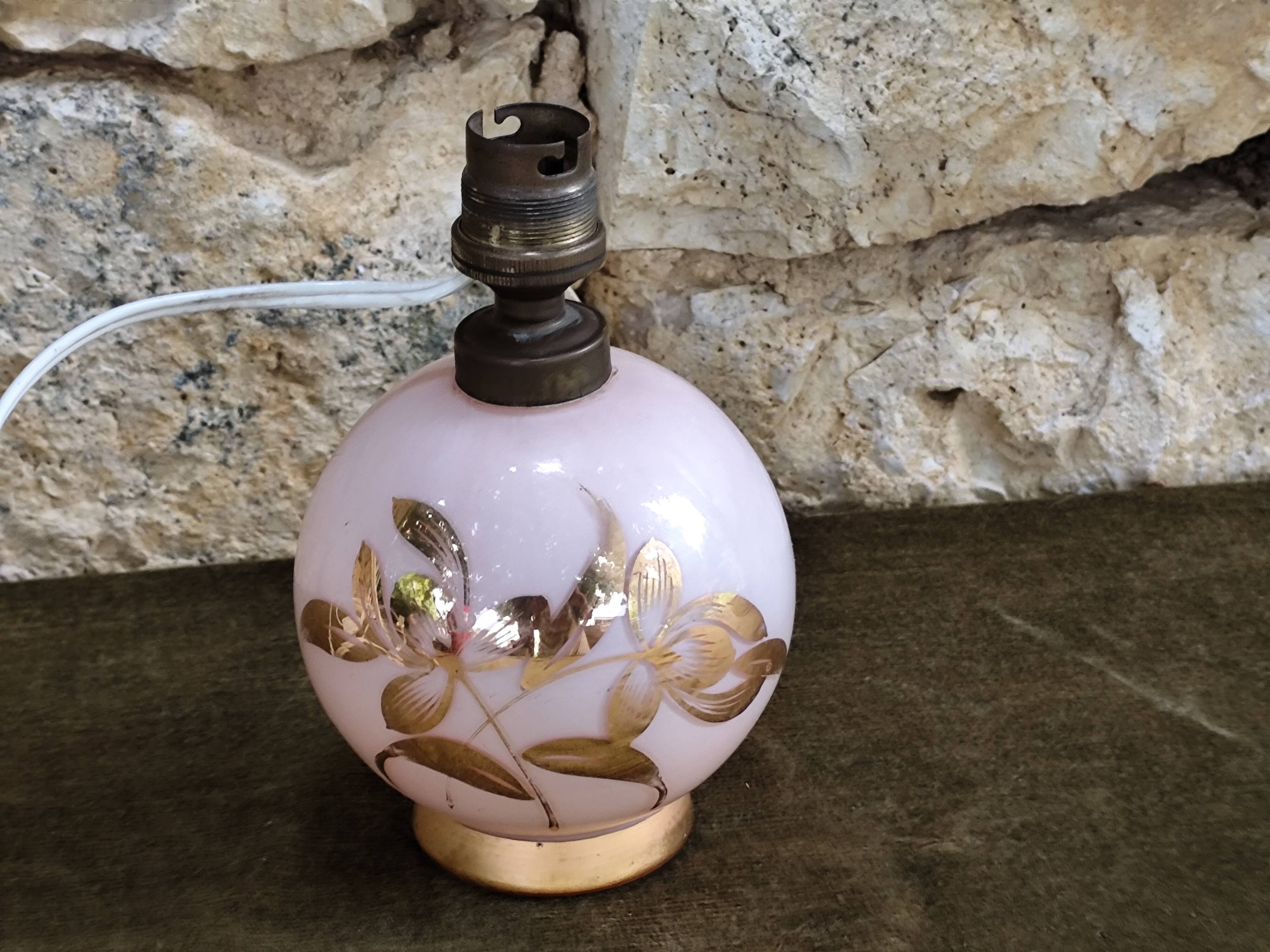 Antique art deco globe lamp base