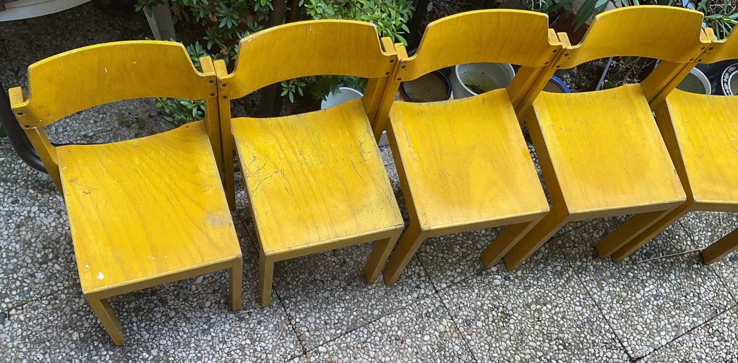 Lot de cinq chaises bois années 50