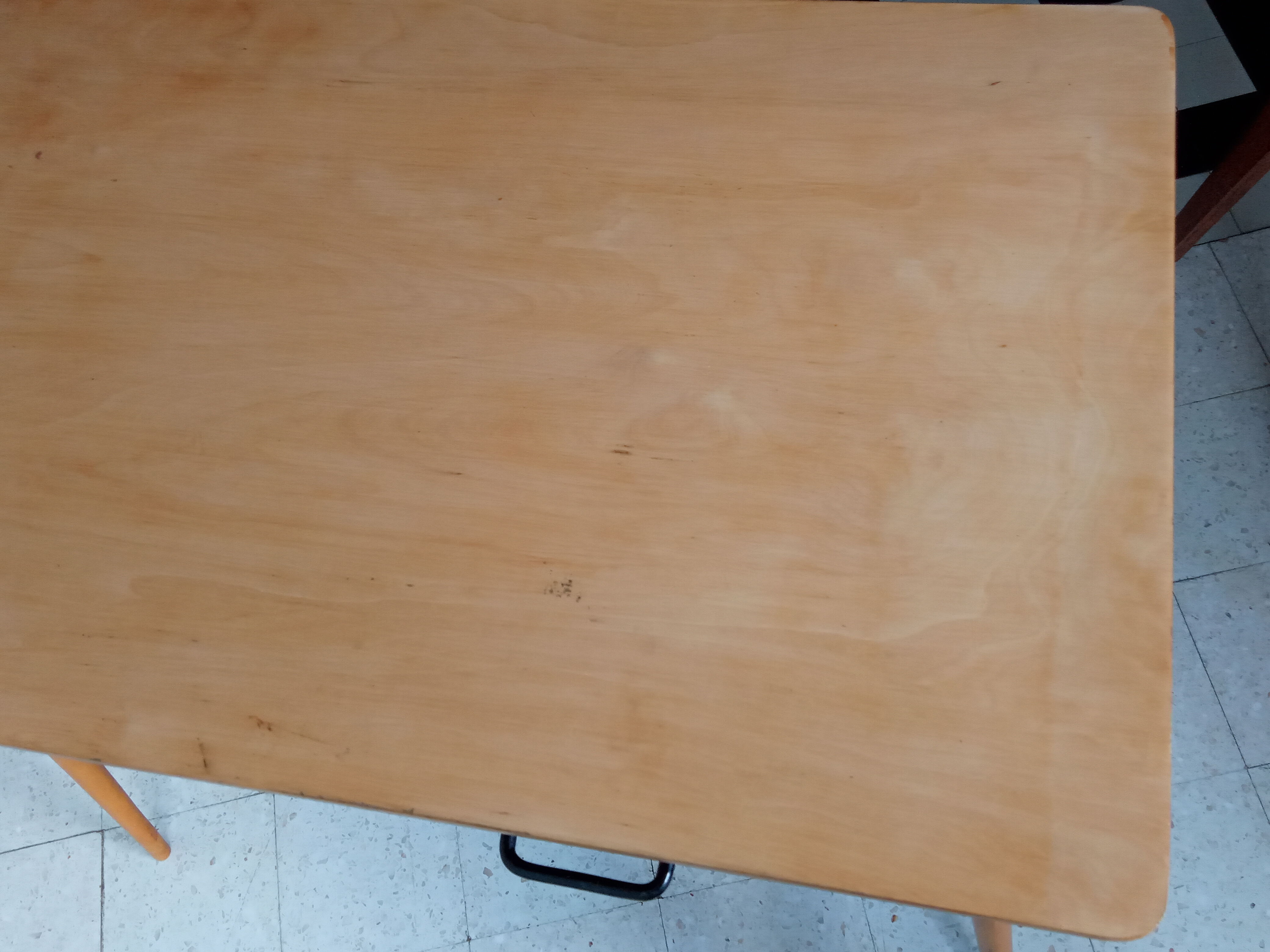 Bureau vintage pieds compas
