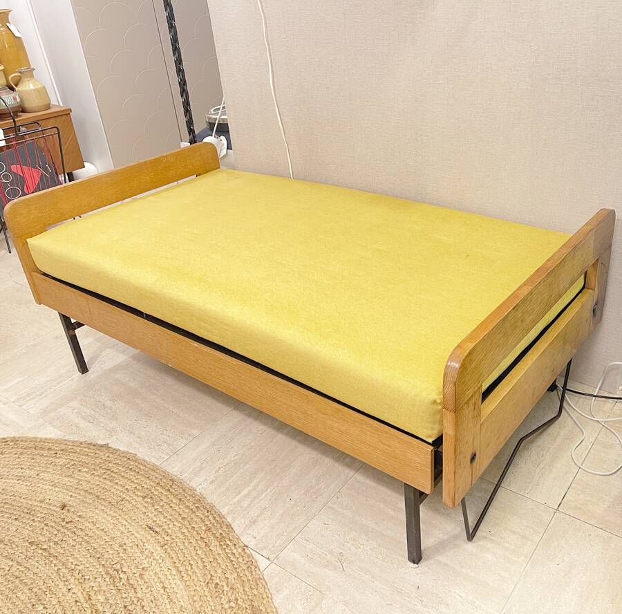 Transformable vintage 1960s bench – Daybed