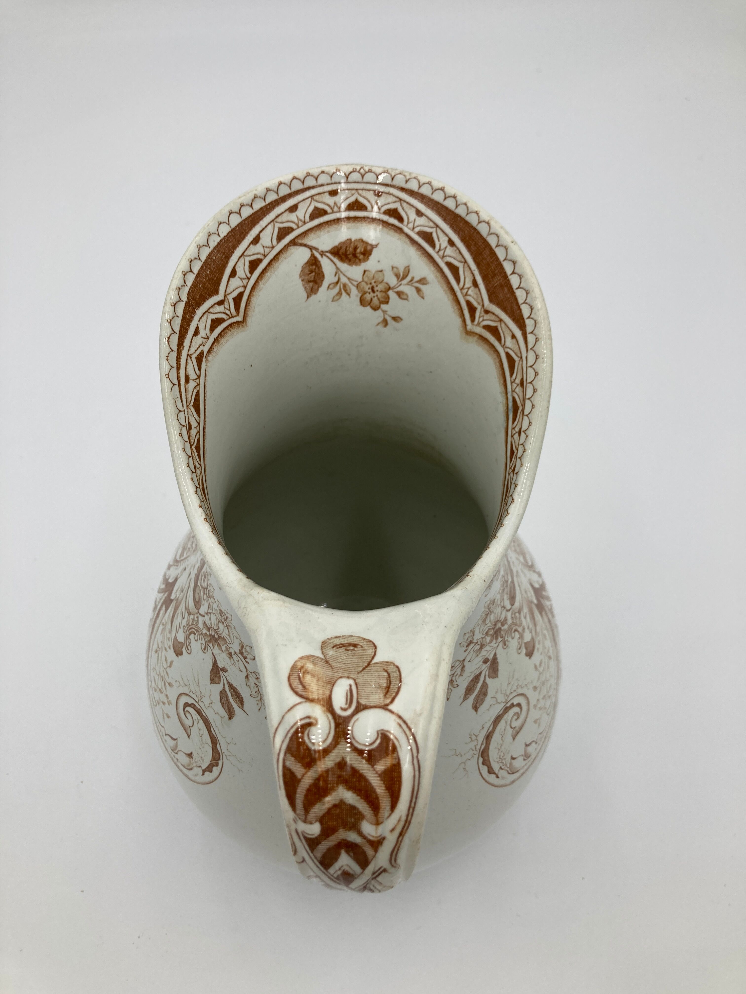 Faience pitcher Creil and Montereau Rinceaux