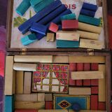 TRABOIS construction game