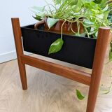 Teak planter