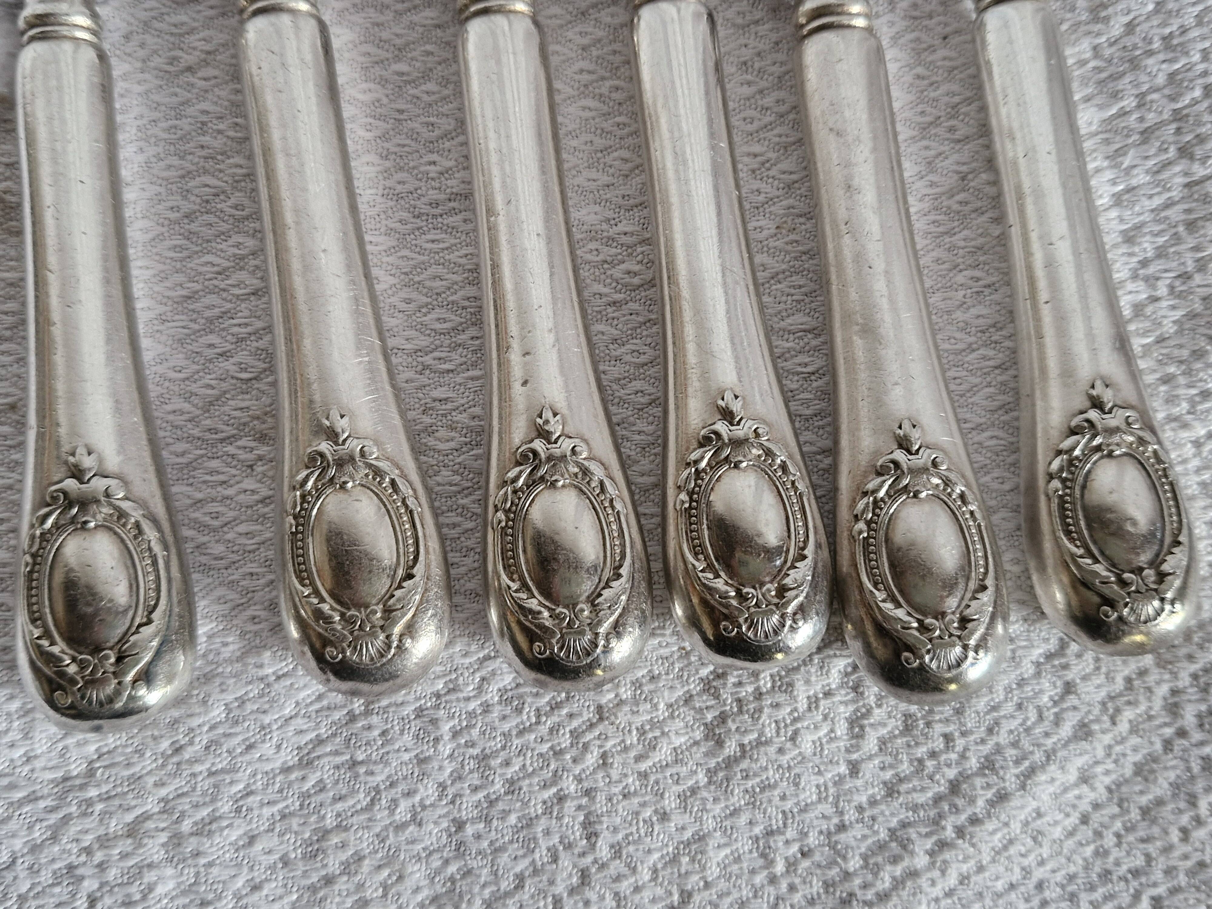 12 antique knives - Silversmith A Frenais Paris - 6 large & 6 small