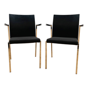 Chaises design par Arro