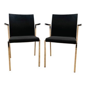 Chaises design par Arro