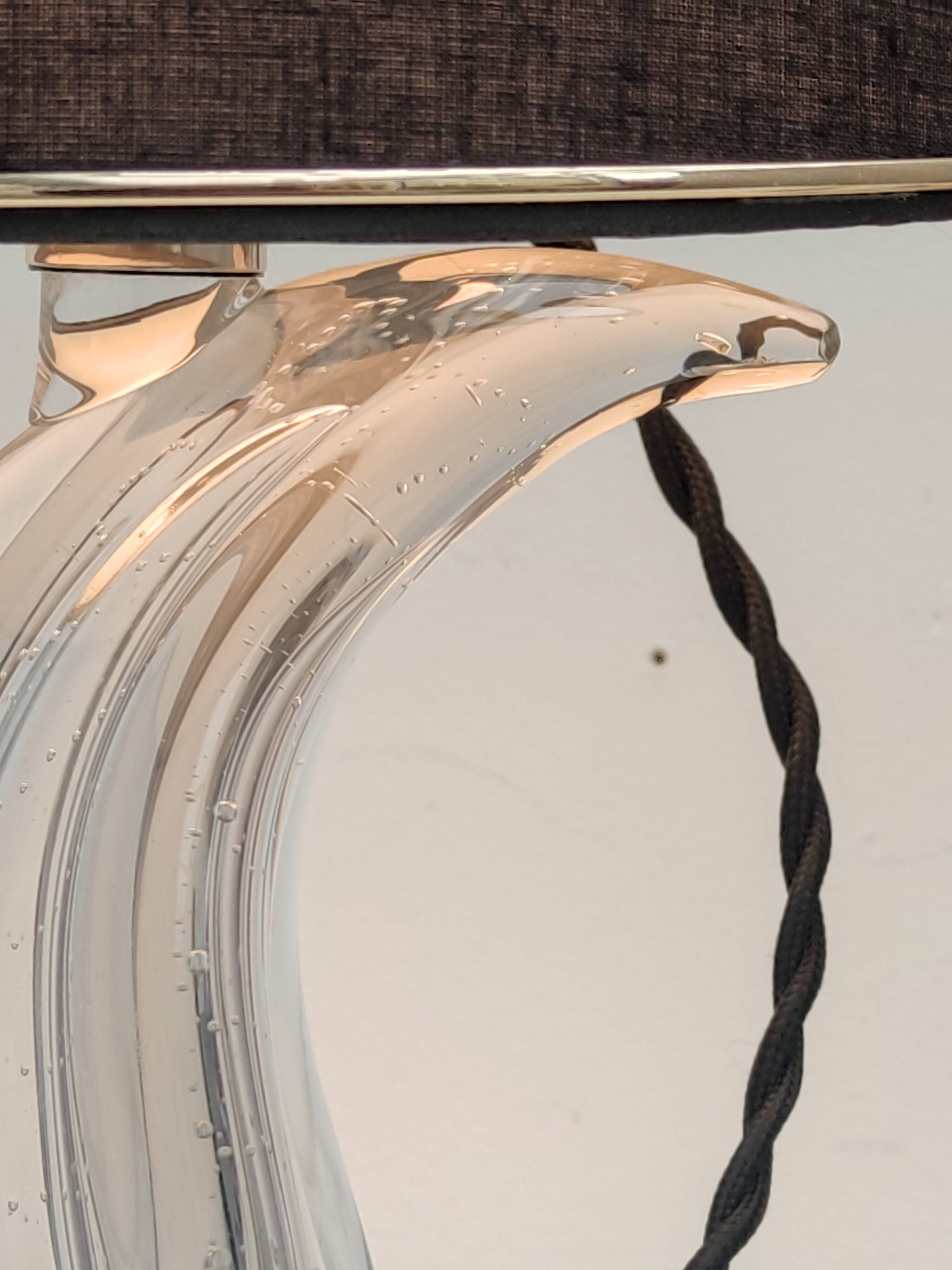Bubbled glass lamp
