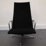 EA124 swivel armchair by Charles & Ray Eames for Herman Miller, 1958