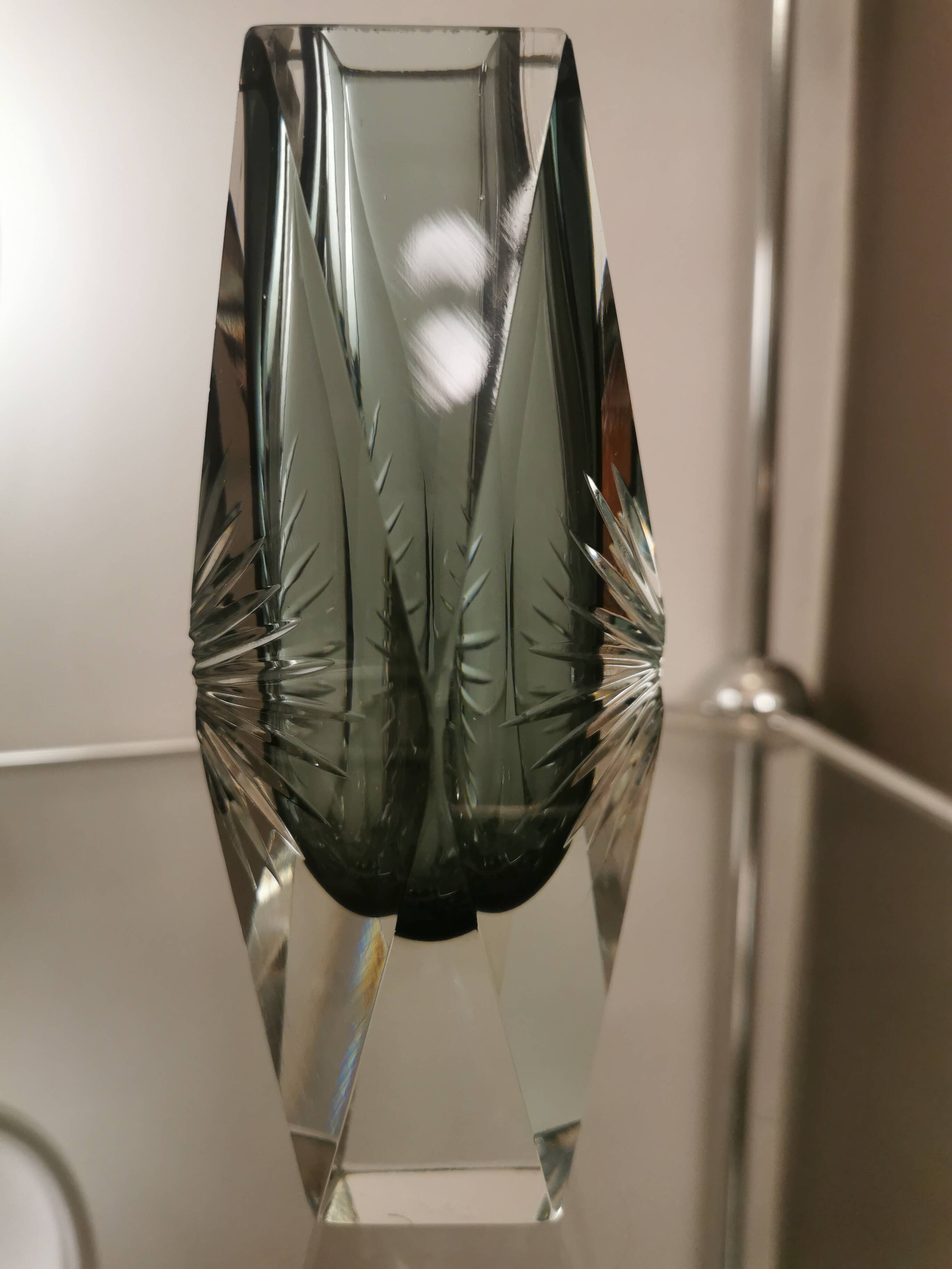 Vase en verre de Murano Sommerso vintage