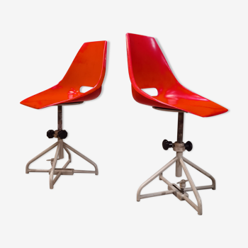 Paire de chaises pivotante de Miroslav Navratil pour Vertex