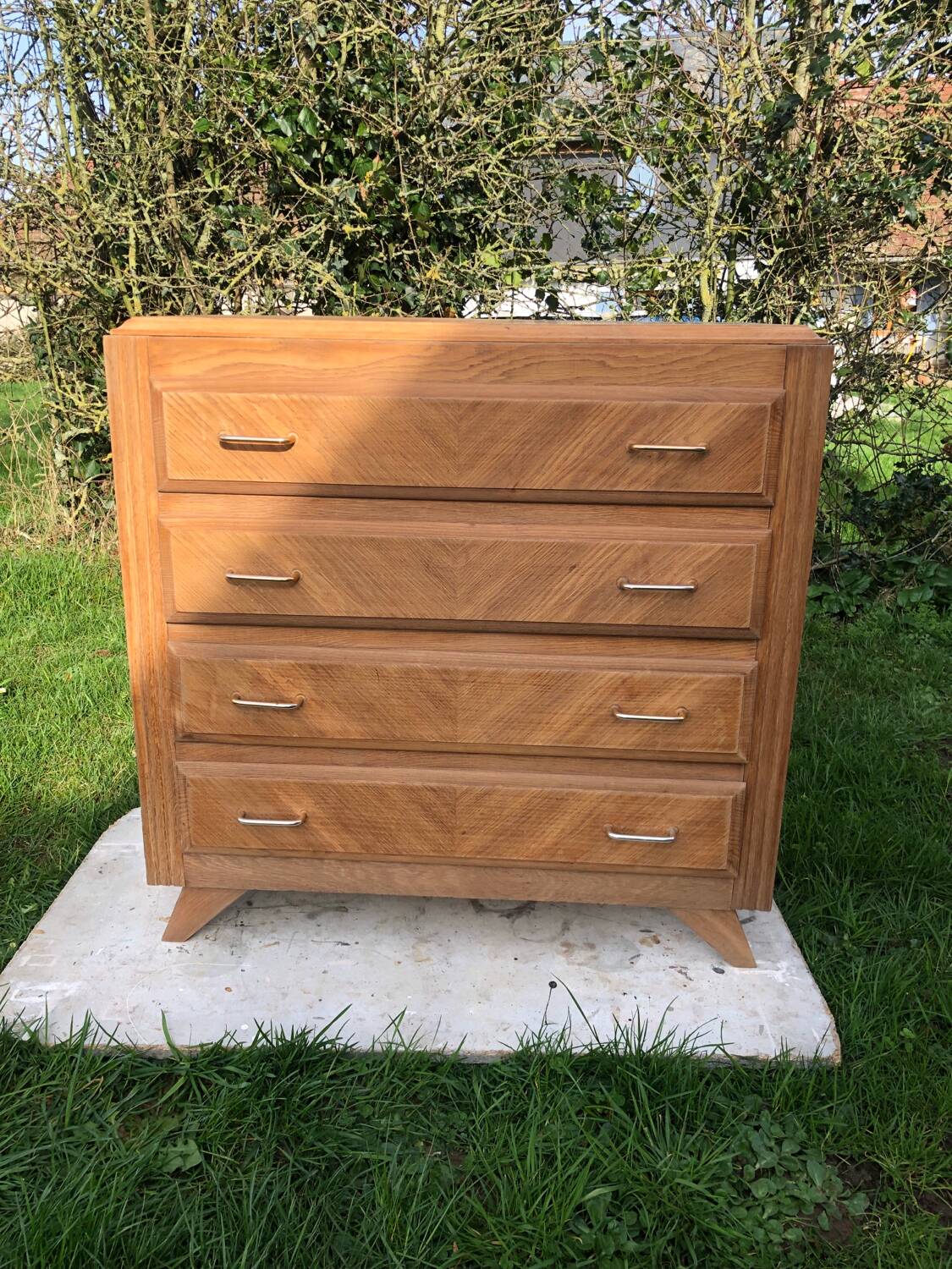 Vintage chest of drawers