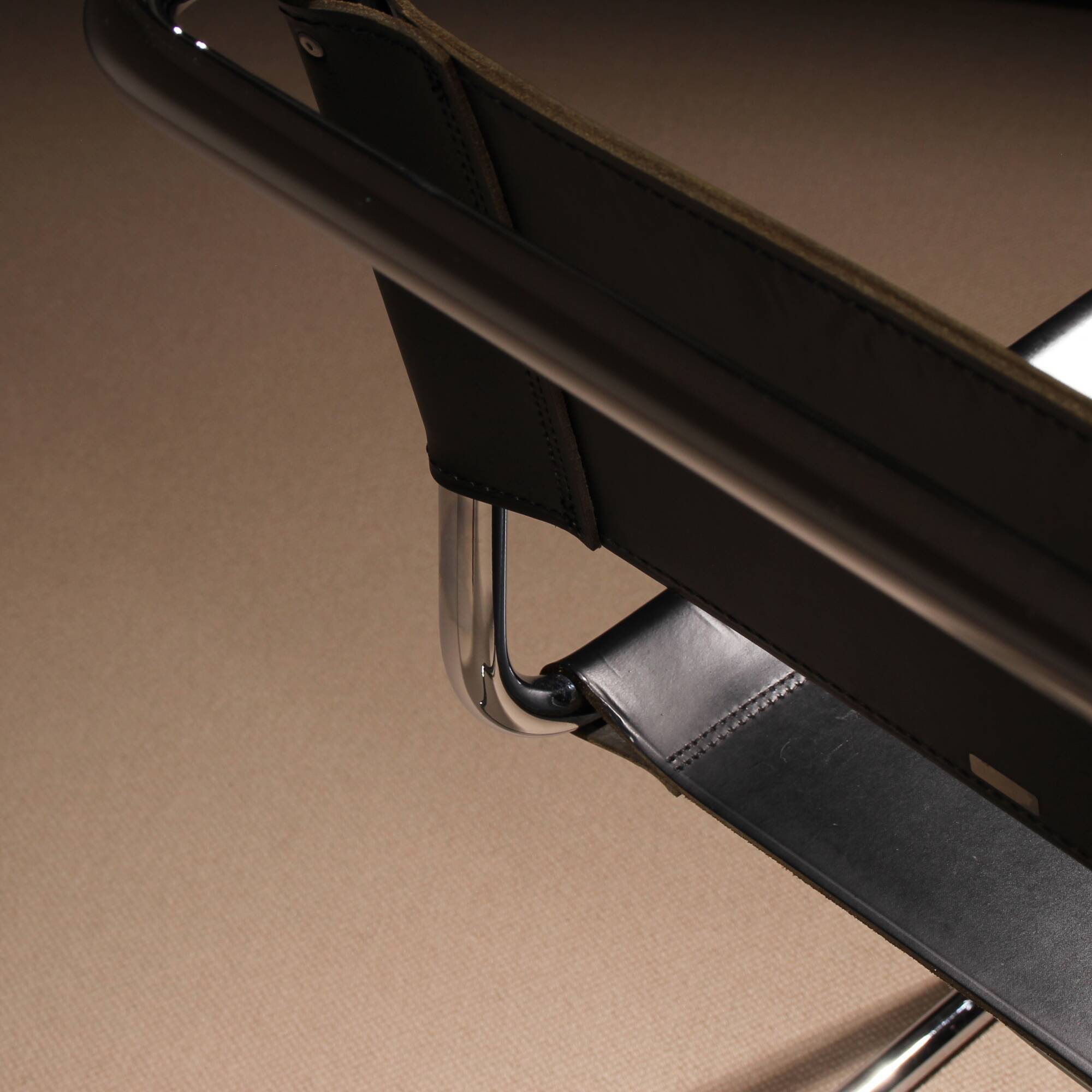 Cantilever Chair ‚S33‘ in Black Leather by Mart Stam for Thonet | Germany