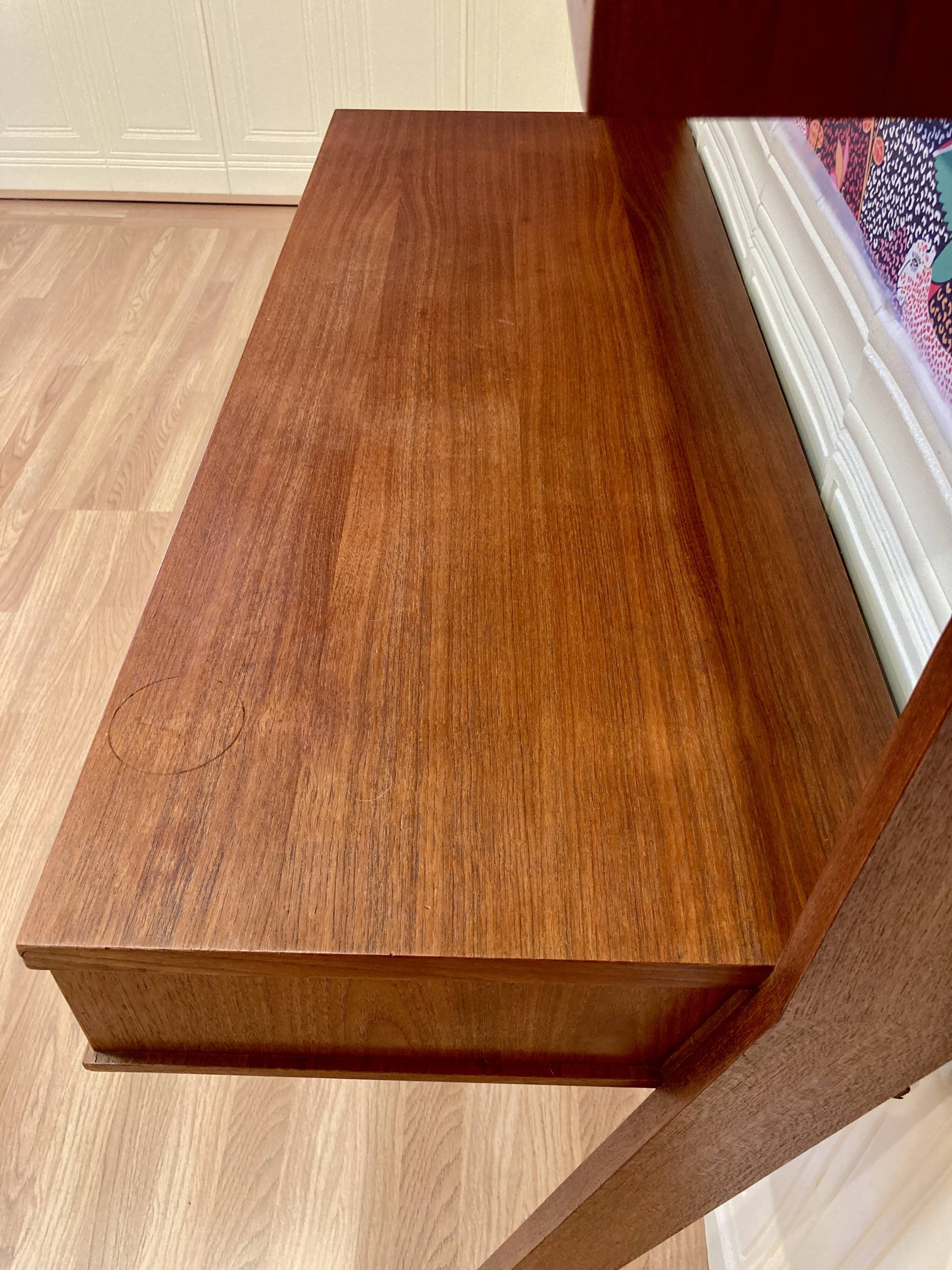 Élégant bureau design scandinave 1950.