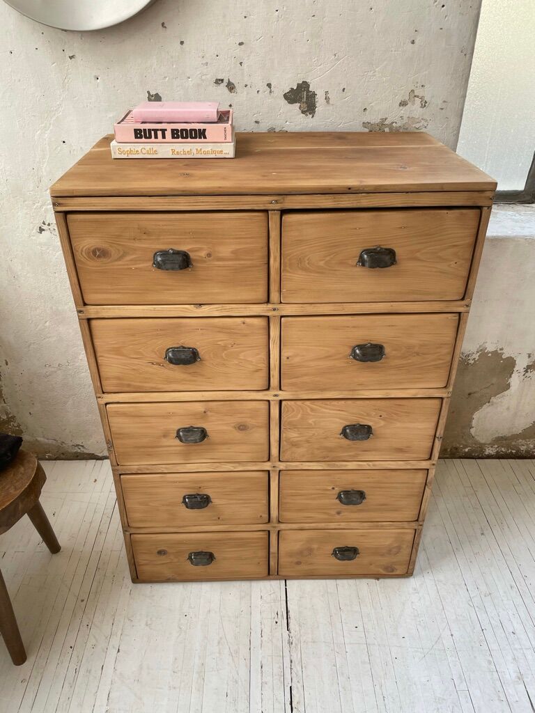 Craft furniture with drawers shell handles