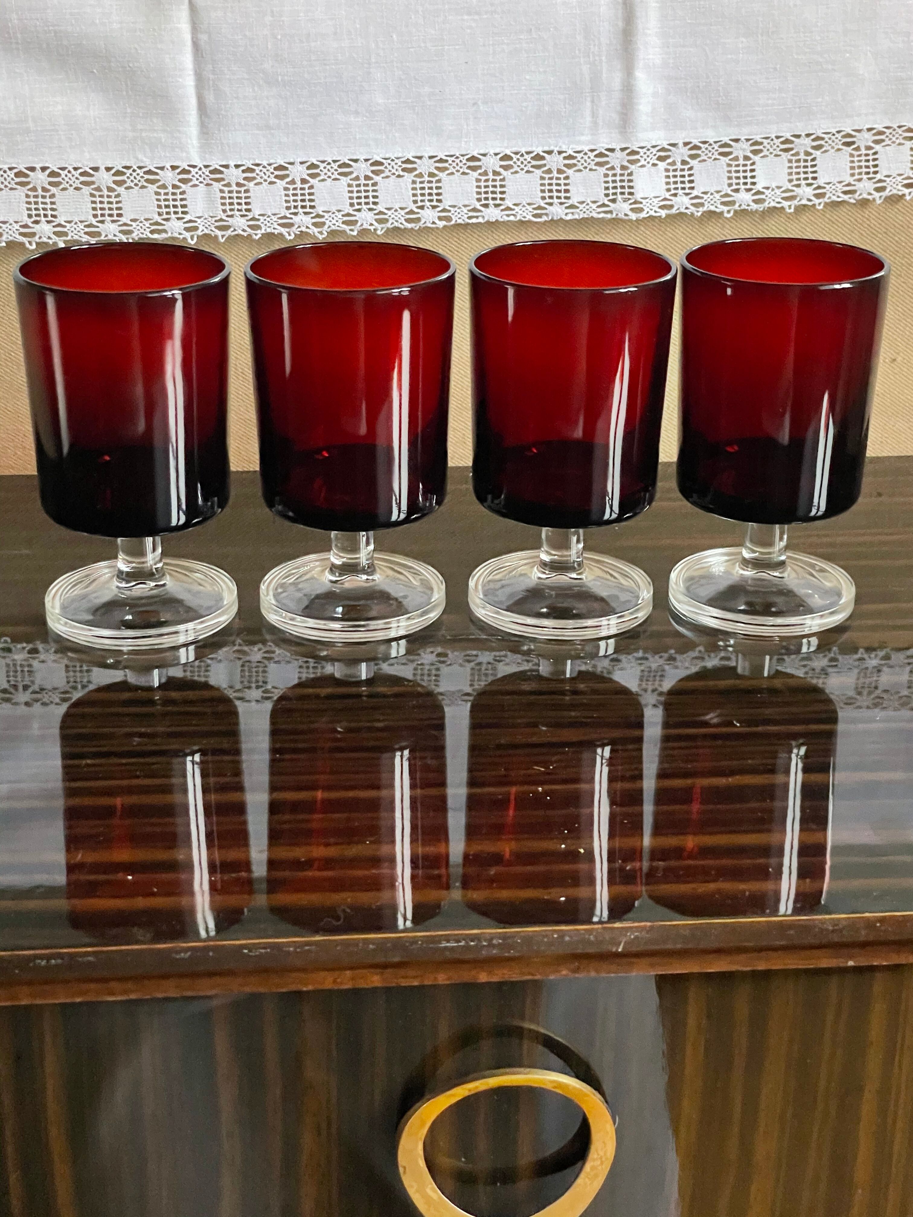 4 red glasses arçon France vintage