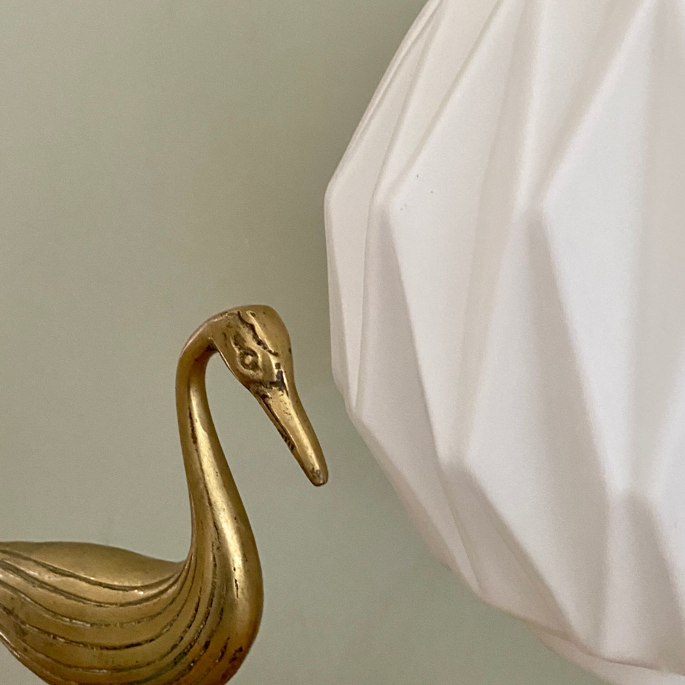 Vintage origami globe pendant lamp in white opaline