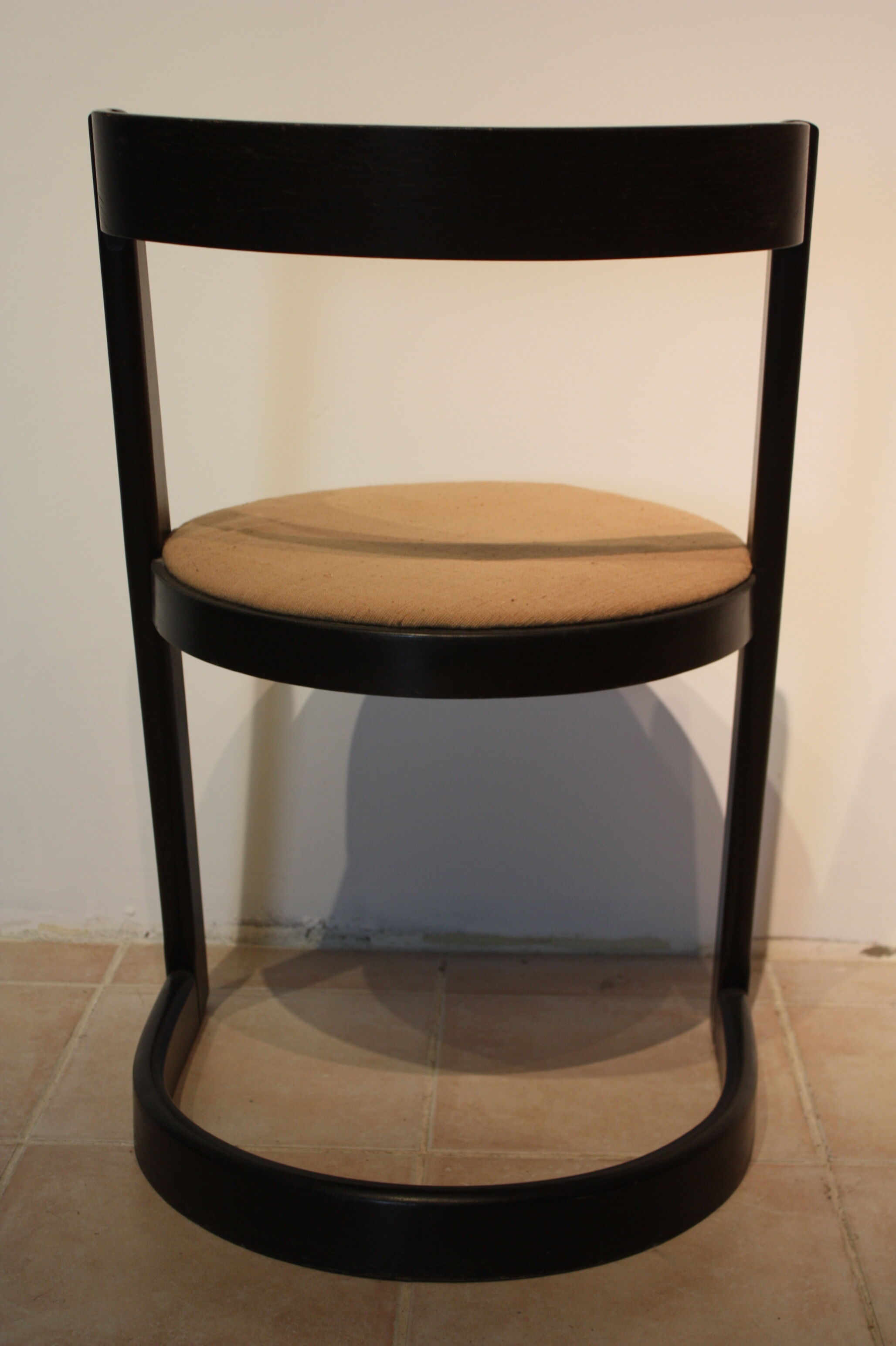 Chaises tonneau Baumann vintage 1960