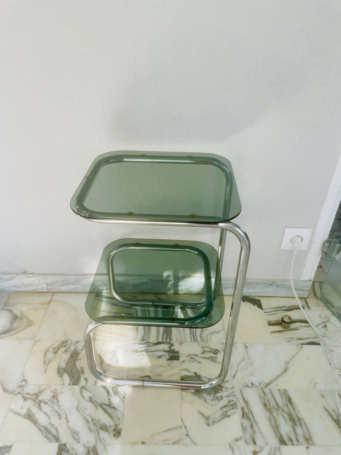 Side table, end table "Space Age" circa 1970 Roche Bobois