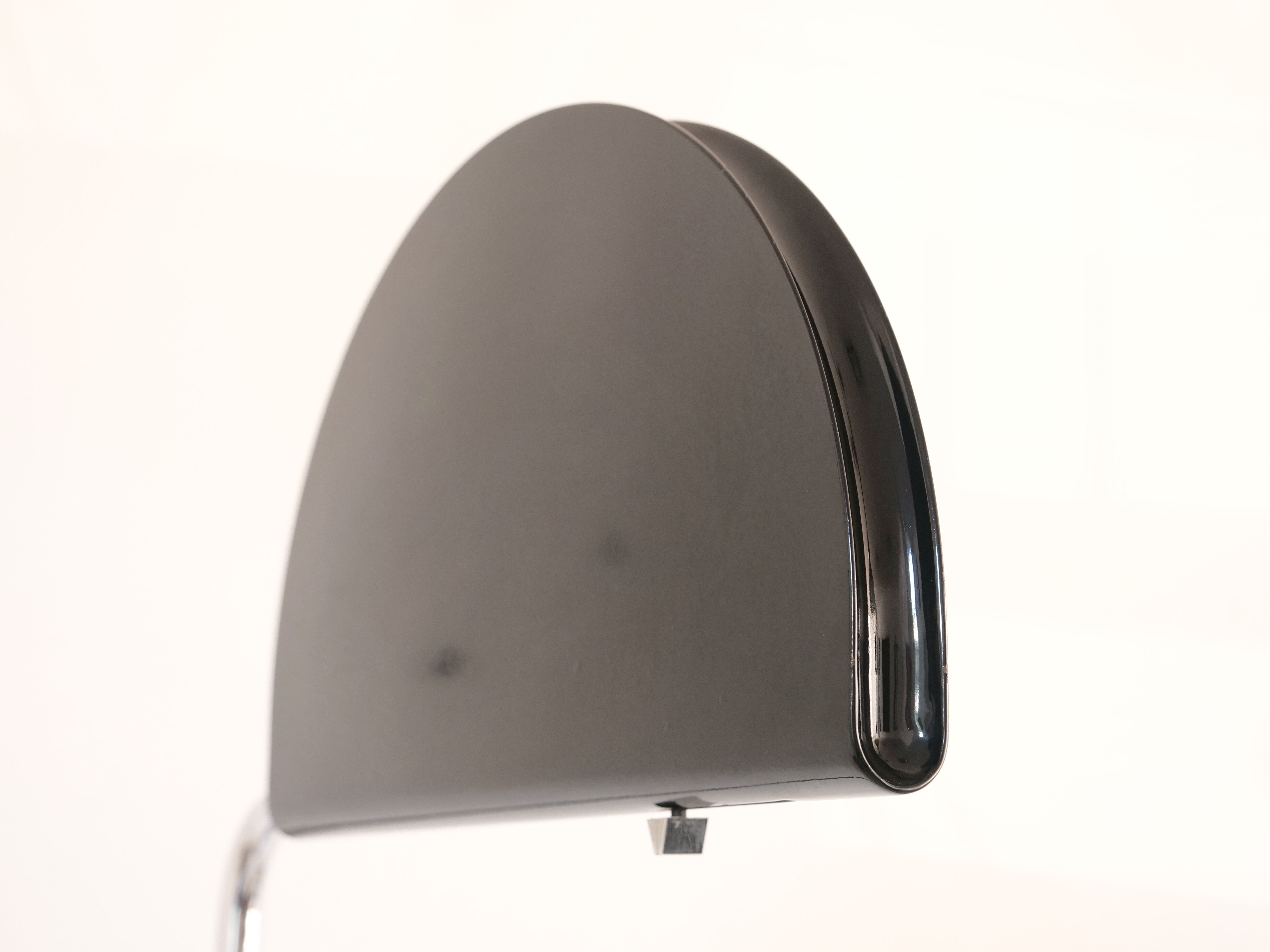 Floor lamp MezzaLuna by Bruno Gecchelin for Skipper italy