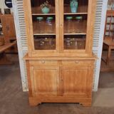 Sideboard with 2 glass panels
