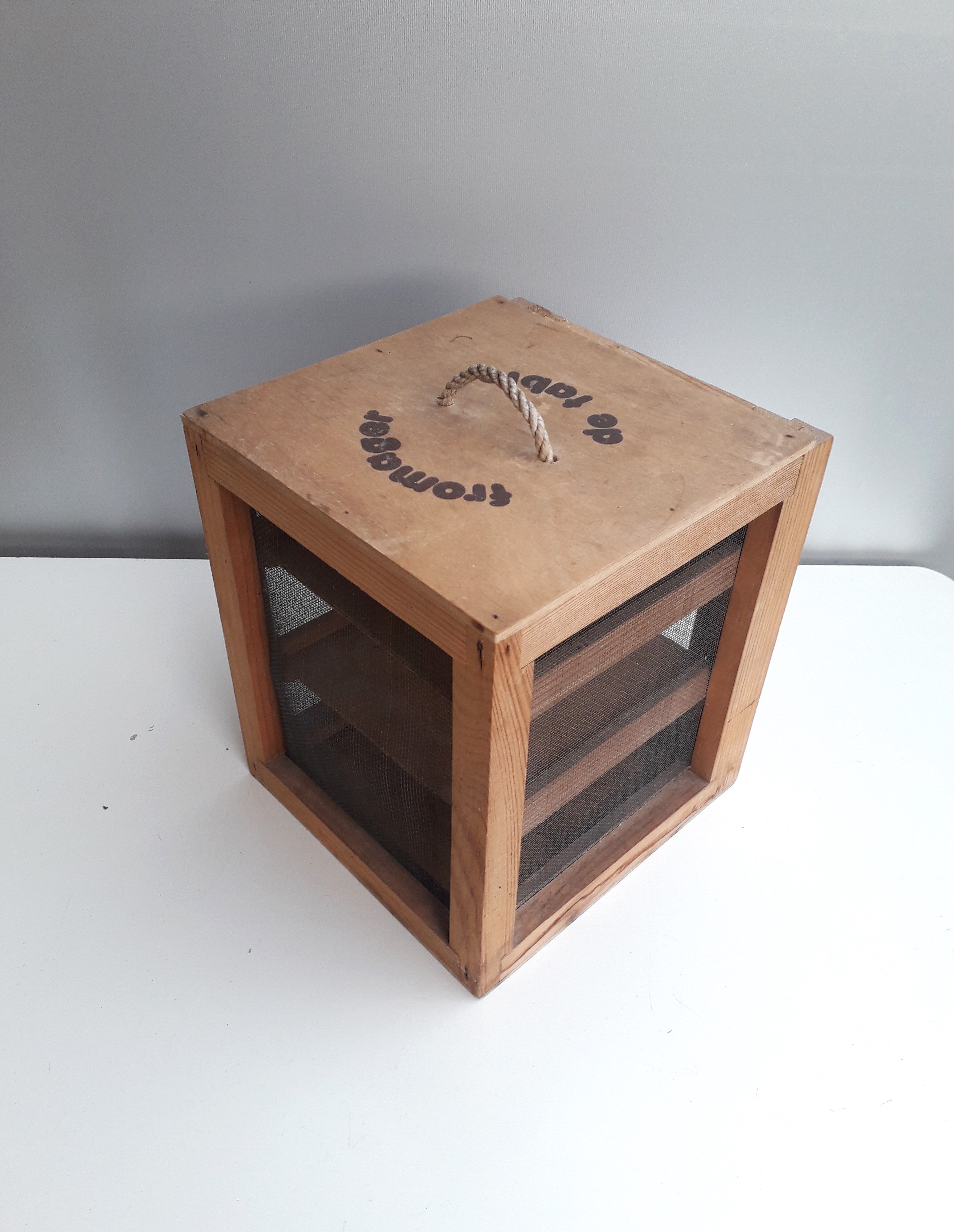 Wood cheese cage - 1990