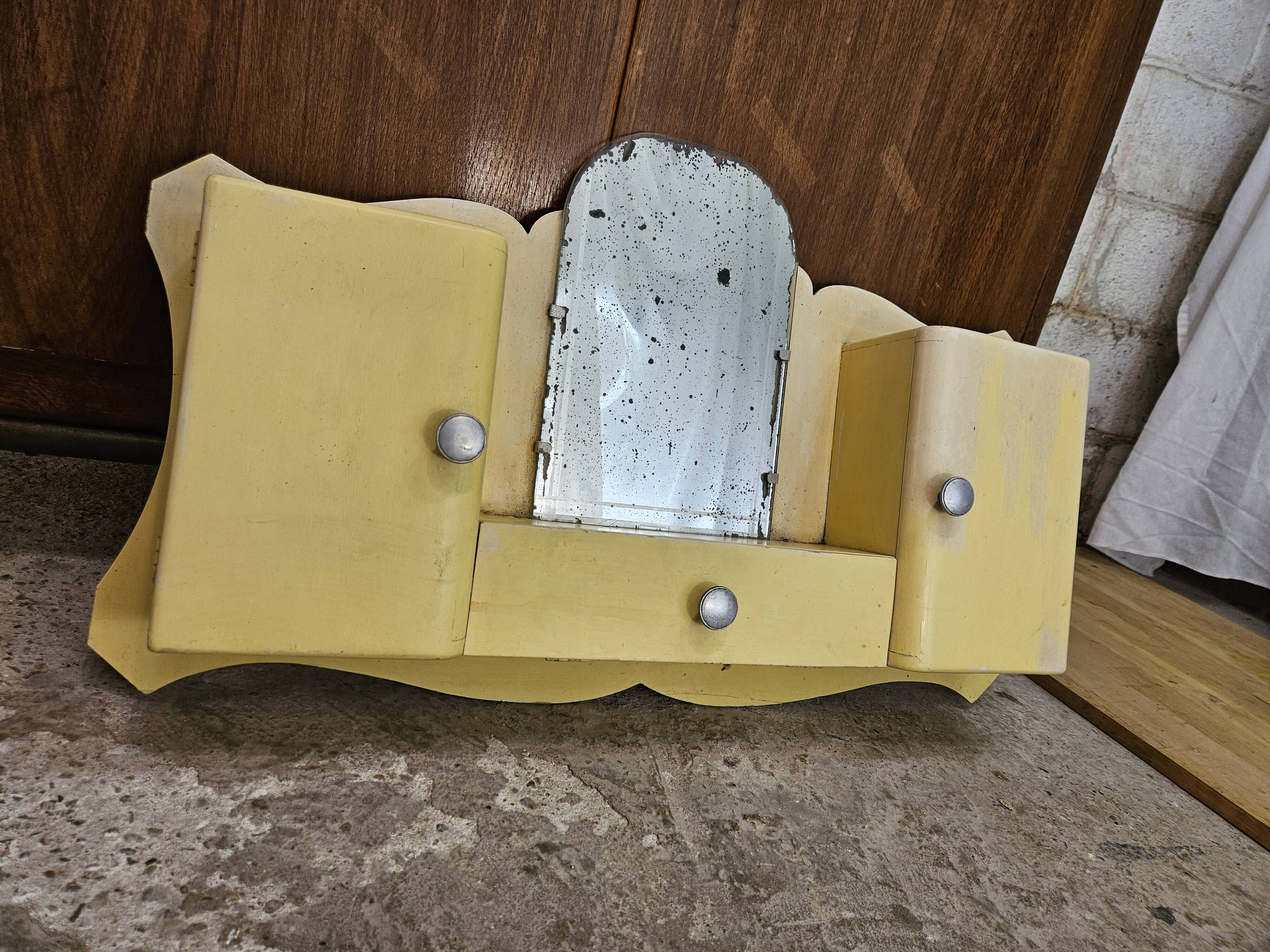 Armoire à pharmacie / armoire de toilette 1930