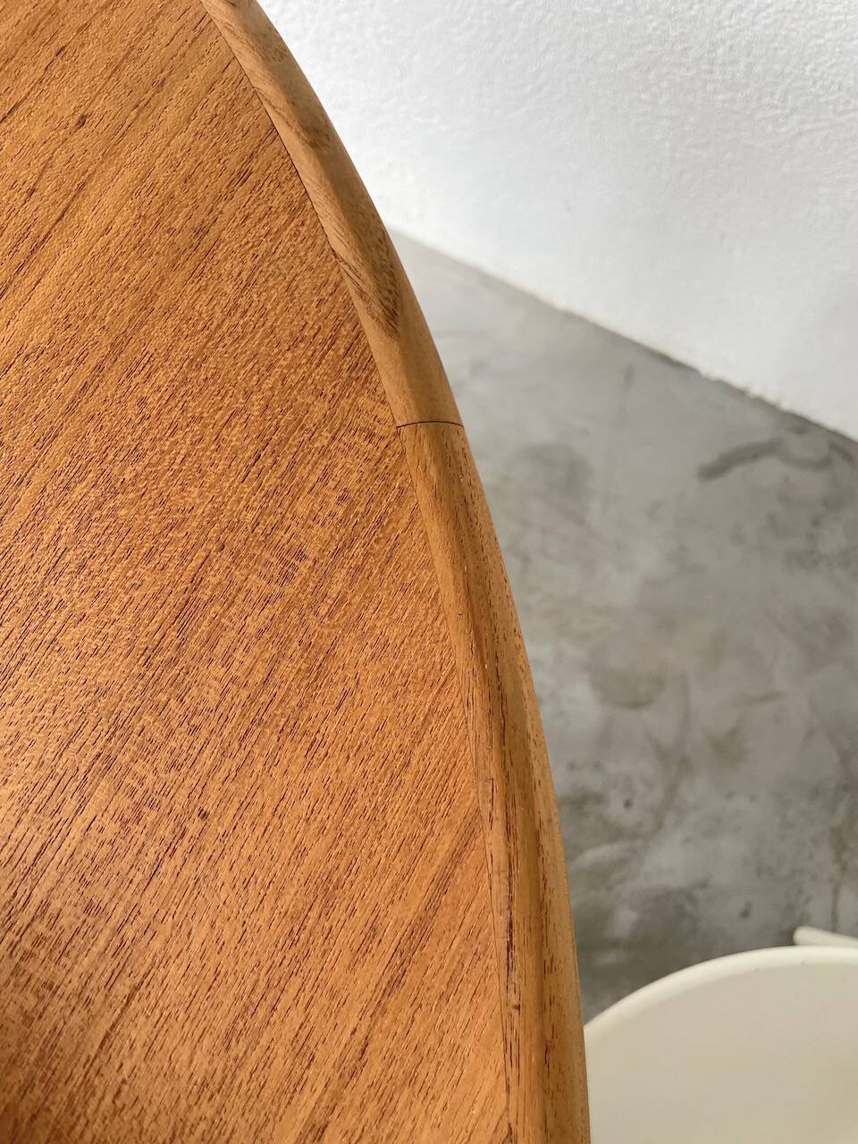 Scandinavian round teak table with extension