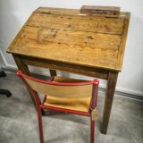 Desk desk