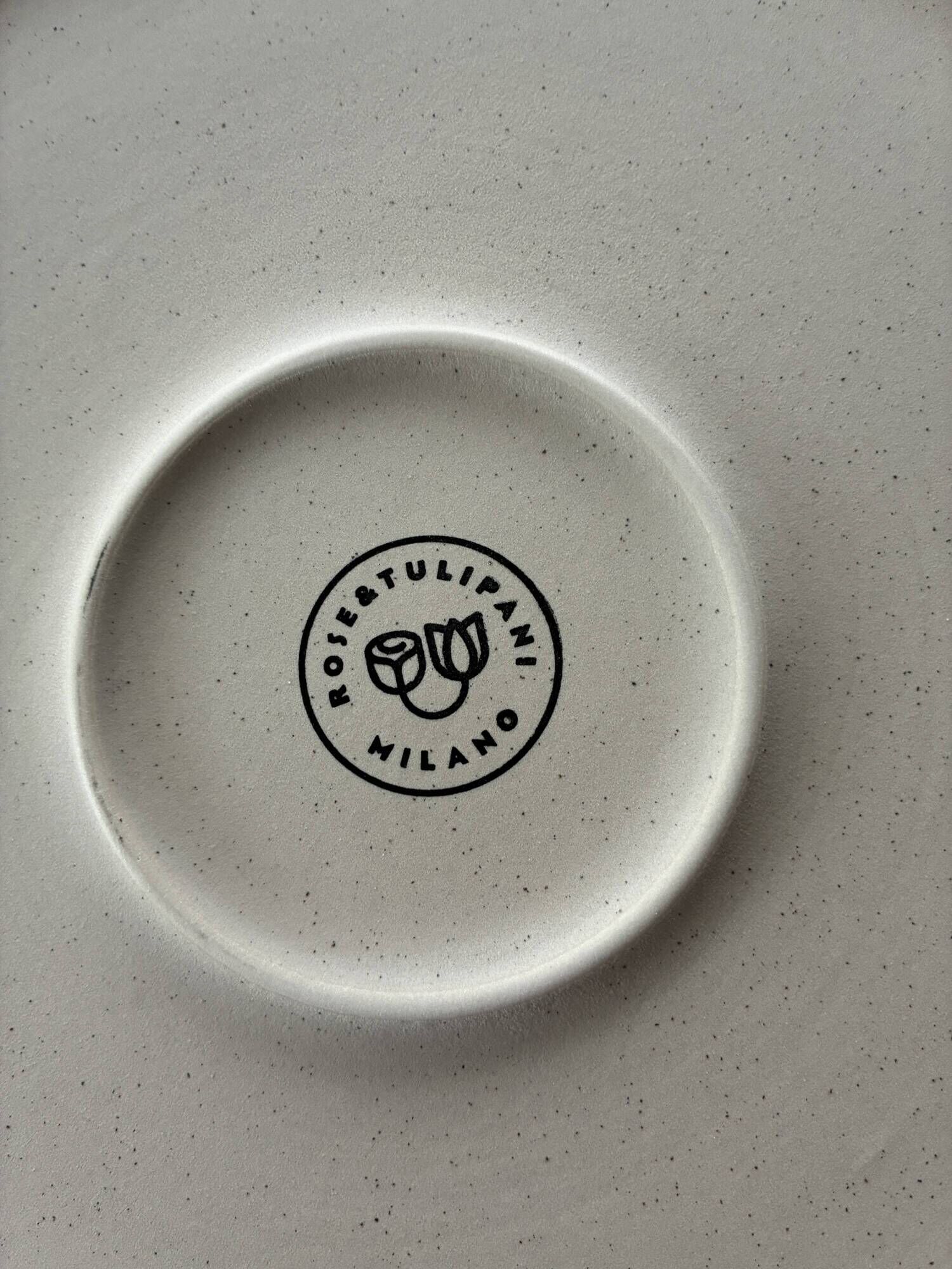 Round presentation plate Rose & Tulipani Milan