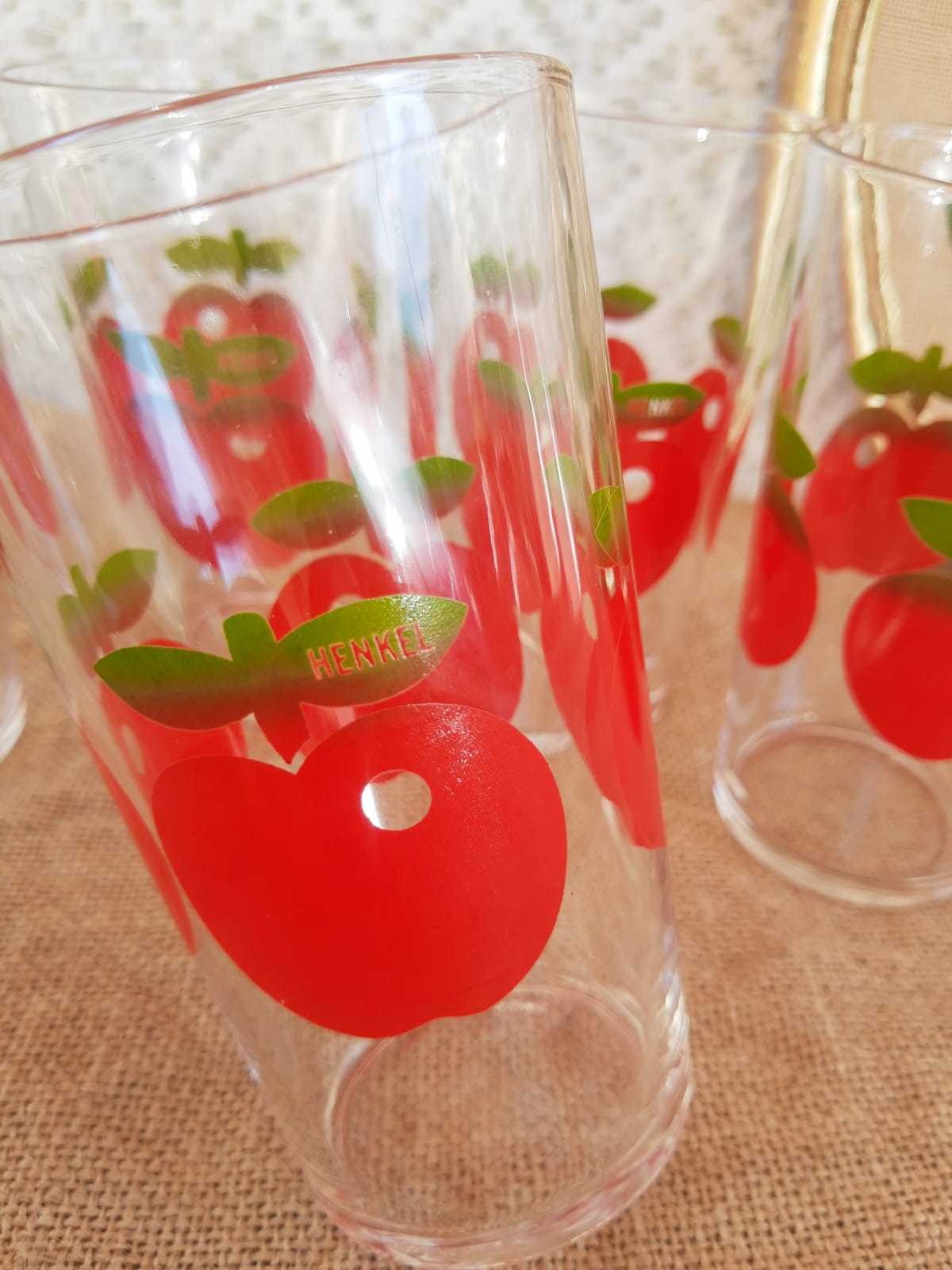 Set of 5 henkel seventies apple glasses