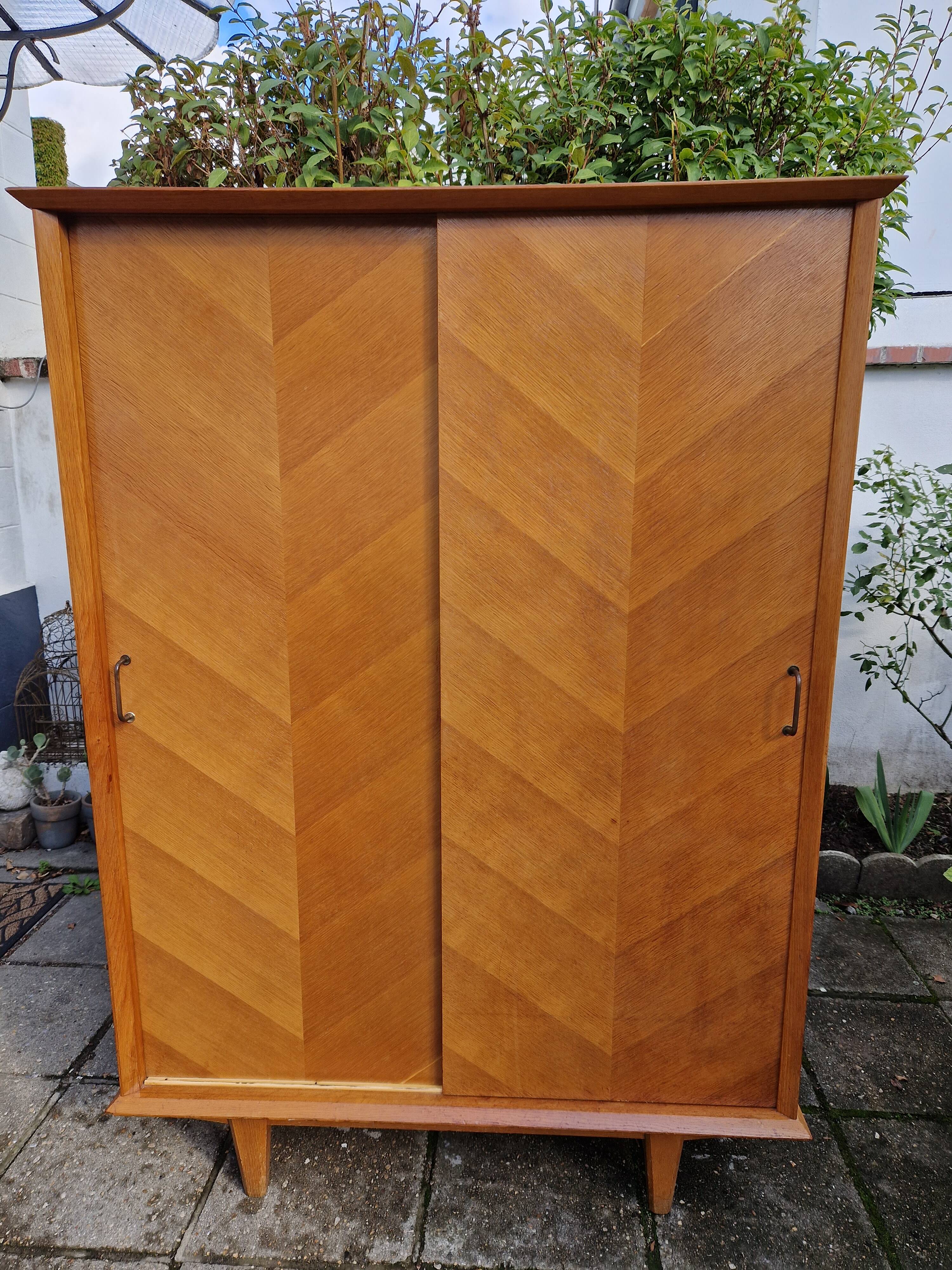 Armoire penderie 1950 circa