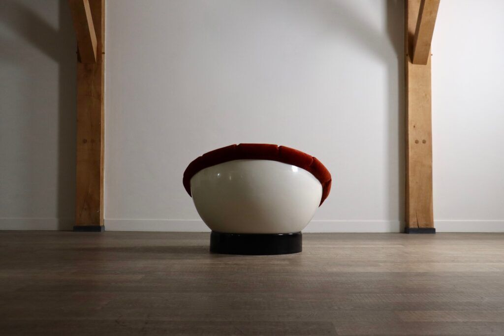 Luciano Frigerio Girasole lounge chair, Italy 1960s