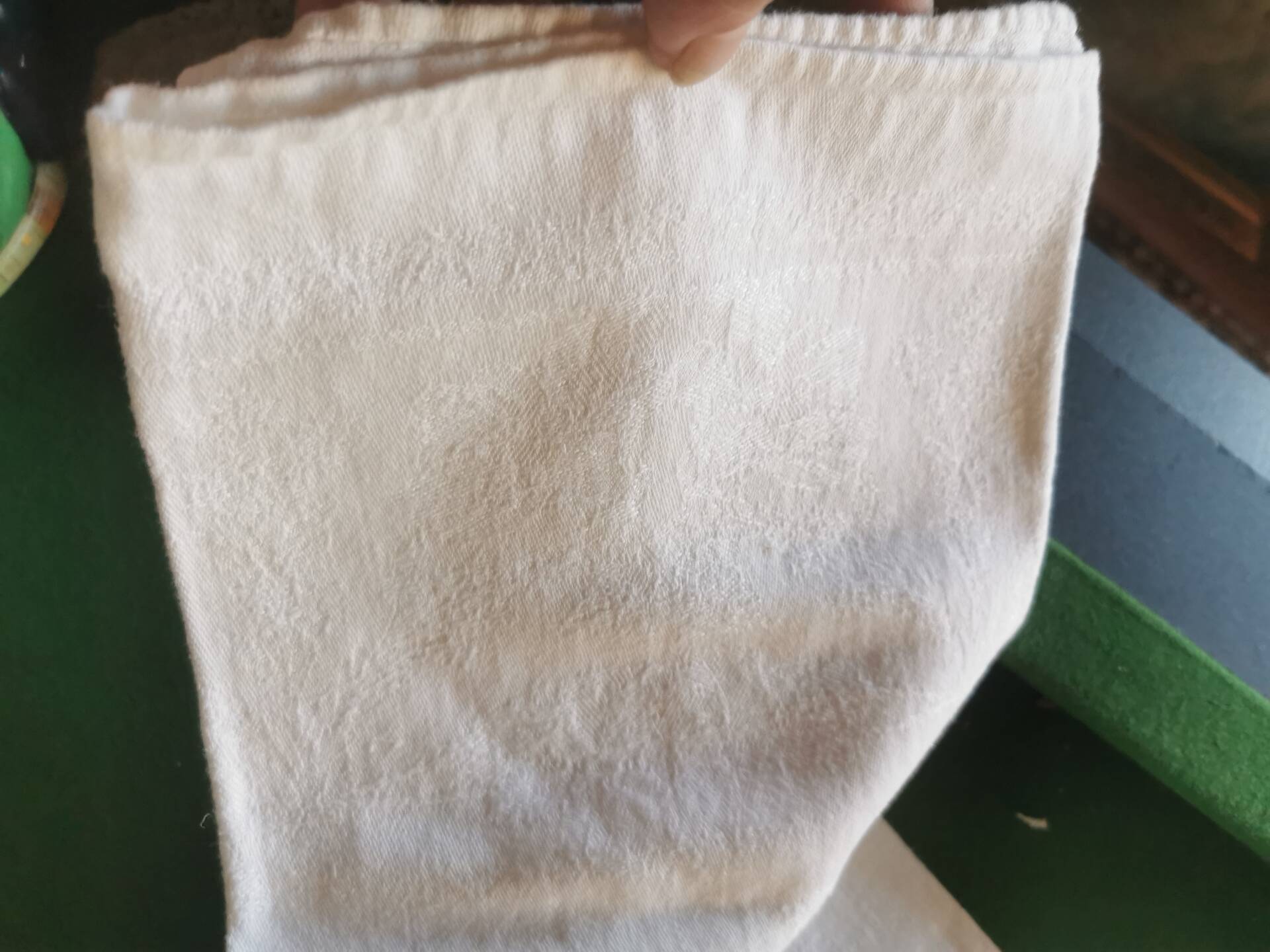 Set of 12 table napkins and an old damask linen tablecloth mono