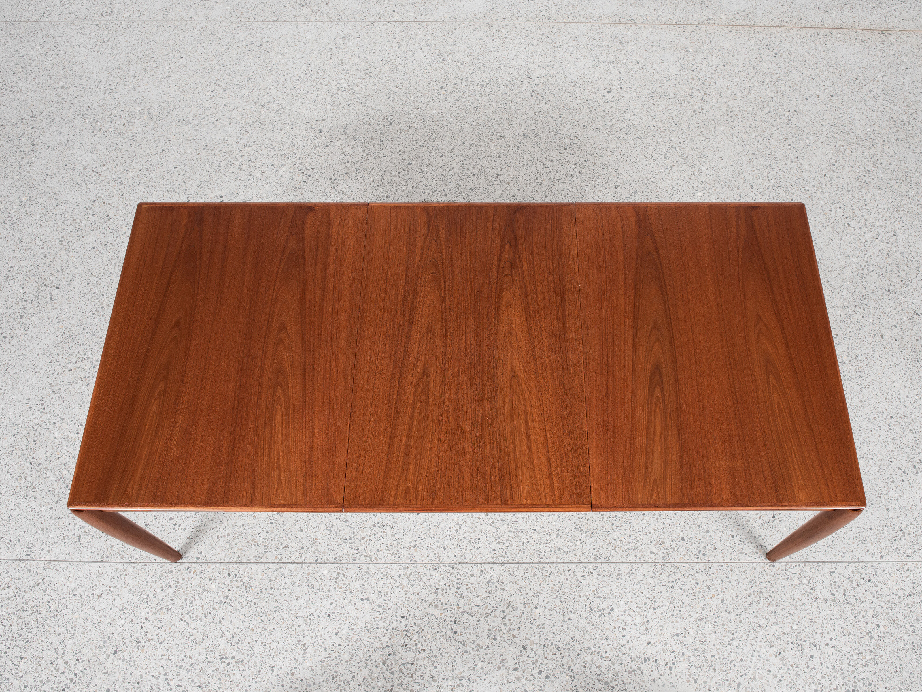 Table à manger danoise des années 1960 en teck par HW Klein pour Bramin